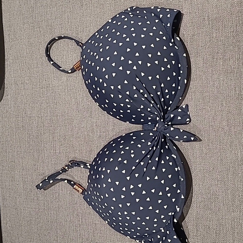 Everyday Sunday bikini top